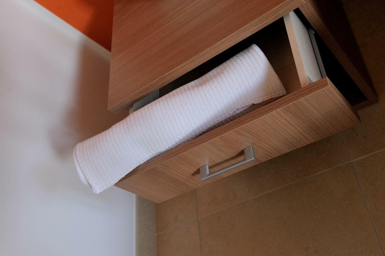 B&B Sun House Modugno Bagian luar foto